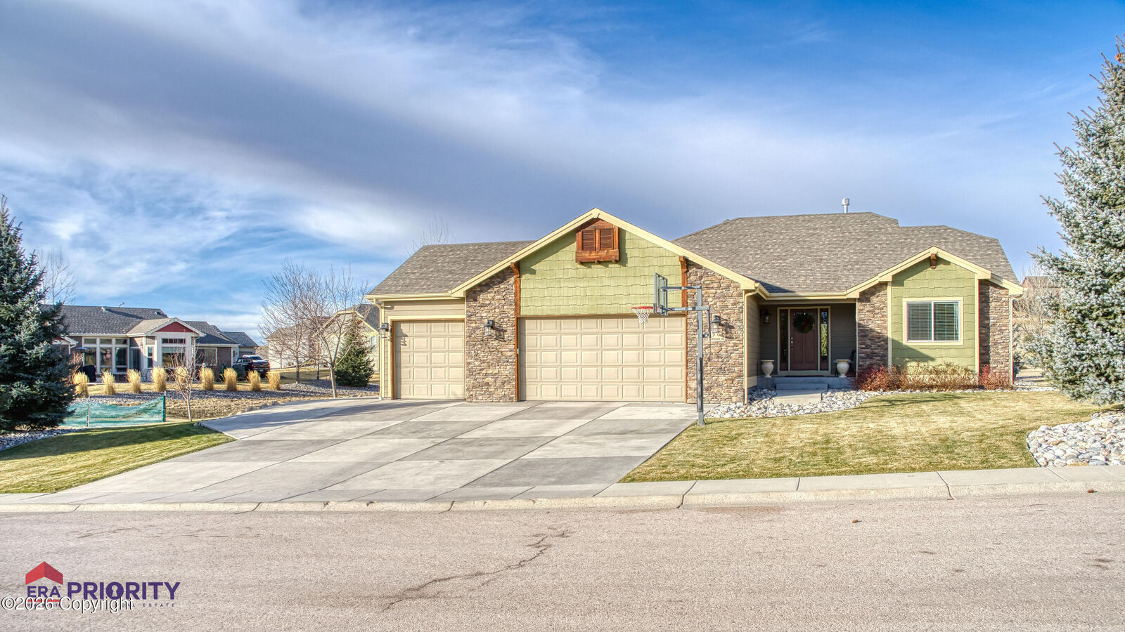 Property Photo: 1900 Sunridge Ave - WY 82718