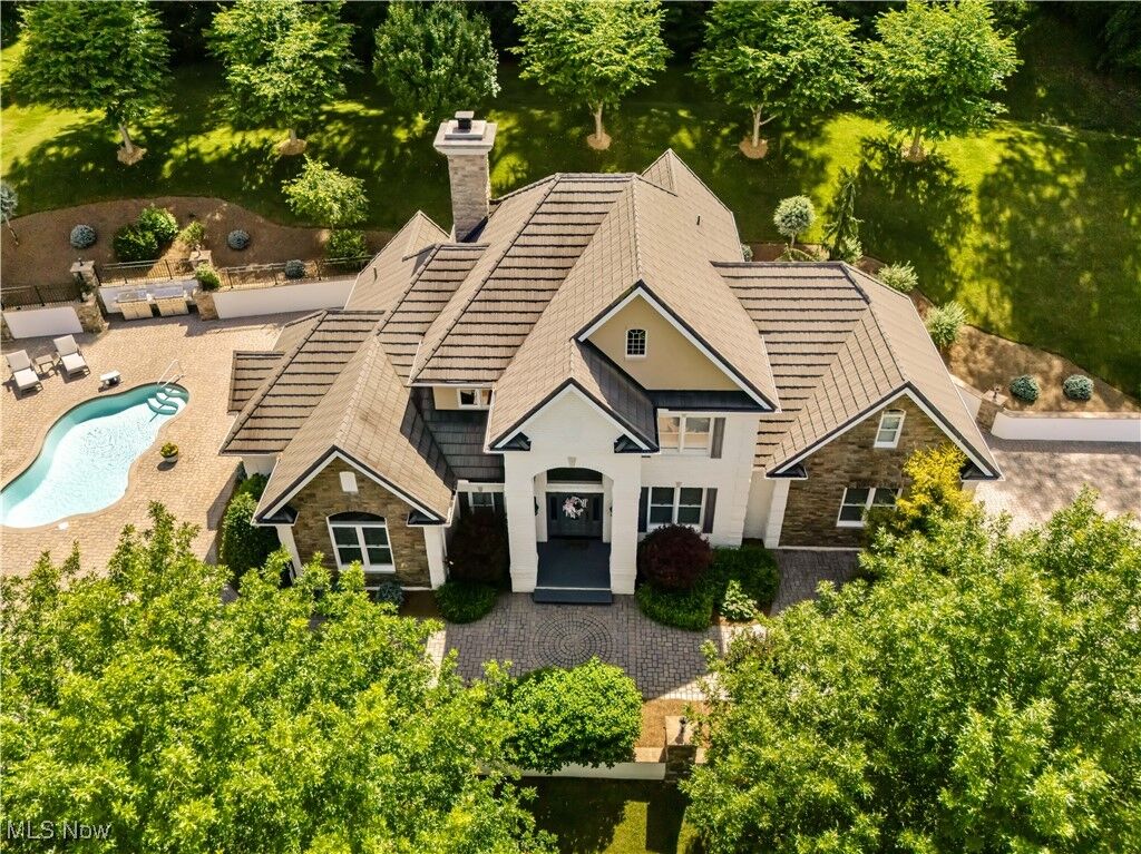 Property Photo: 948 Little Coal River Road WV 25309