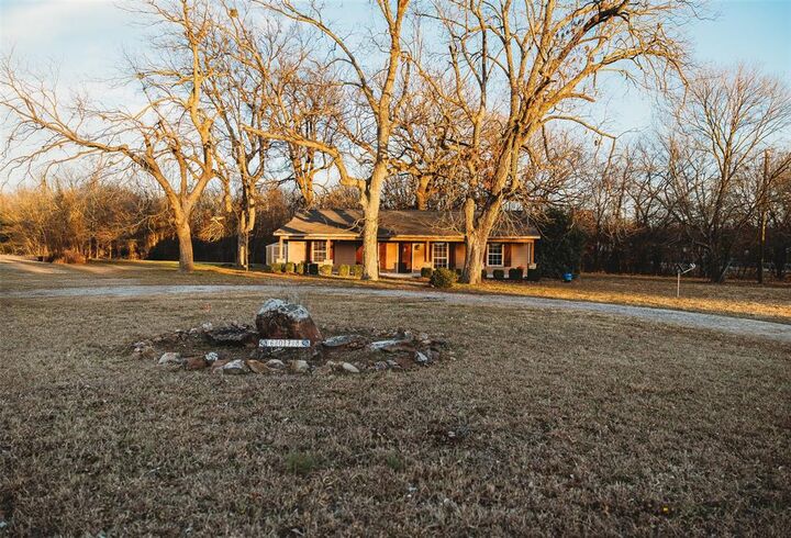 Property Photo:  6078 E Line Road  TX 75491 