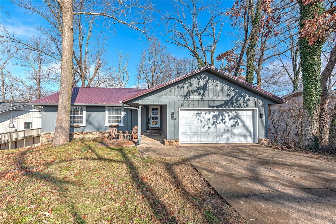 Property Photo:  1406 Dogwood Drive  AR 72712 