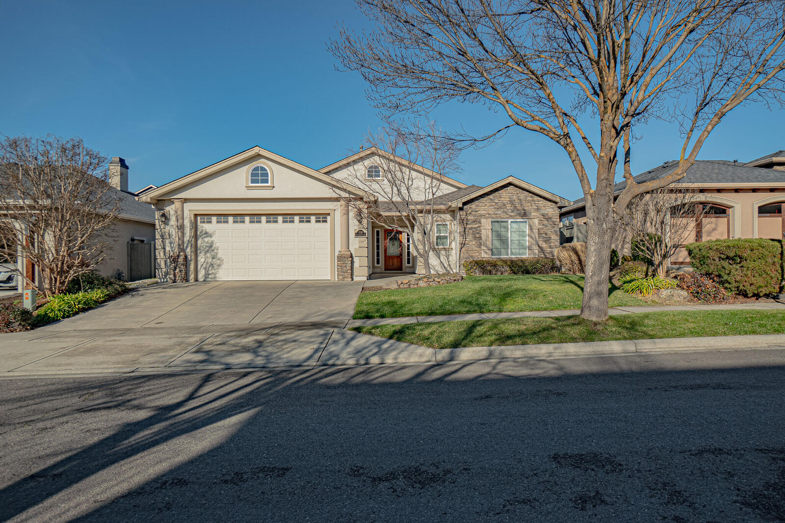 Property Photo:  3749 Sherwood Park Drive  OR 97504 