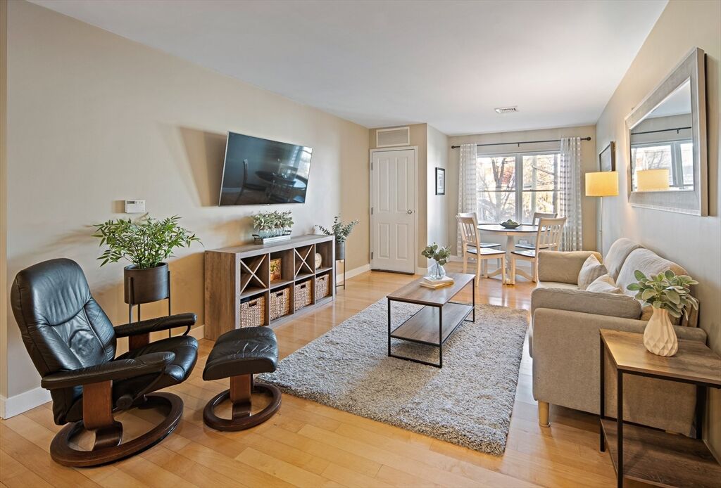 Property Photo:  30 Franklin St 124  MA 02148 