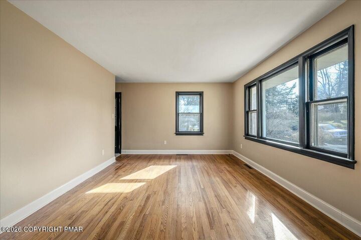 Property Photo:  7136 Howel Terrace  PA 18360 