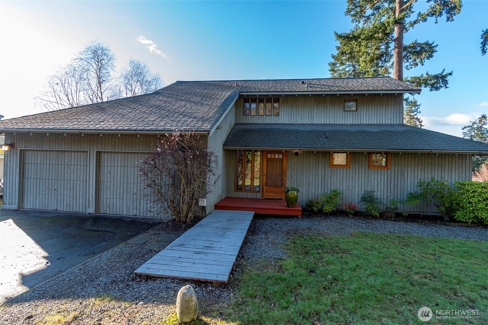 Property Photo: 17002 Snee Oosh Road WA 98257