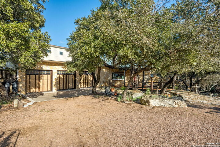 Property Photo:  903 Bumelia  TX 78260 