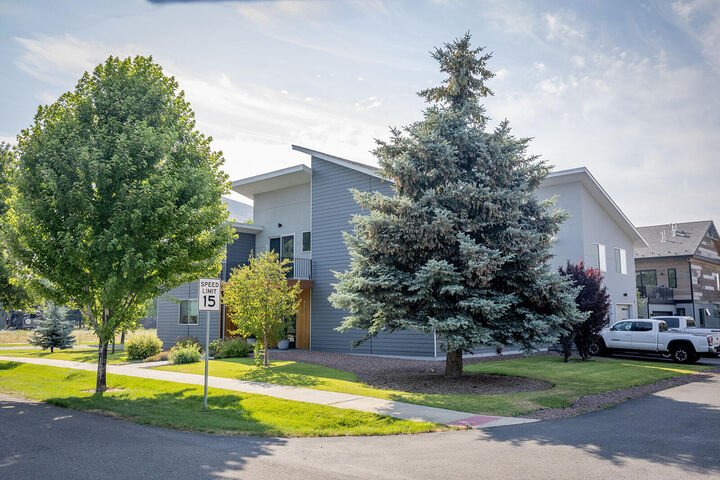 Property Photo:  980 Cutters Dr  ID 83333 