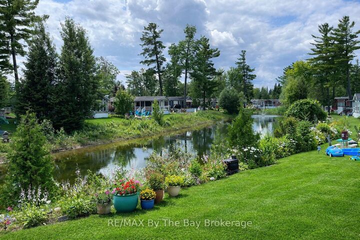 Property Photo: 15 Kenora Trail ON L9Z 1X7