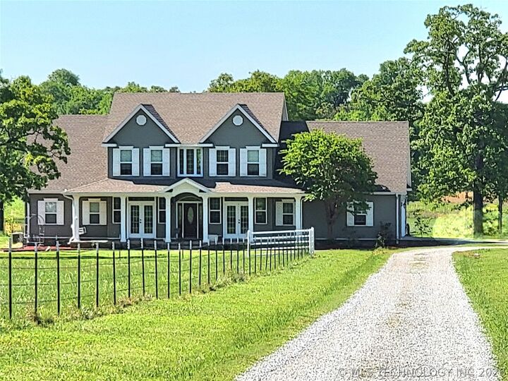 Property Photo:  450778 E 1000 Road  OK 74435 