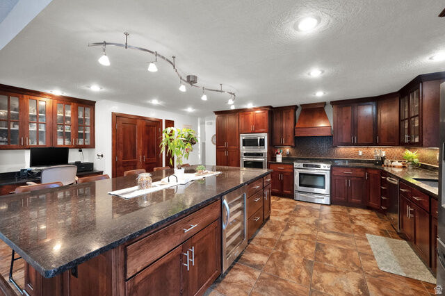 Property Photo:  310 N 800 E  UT 84664 