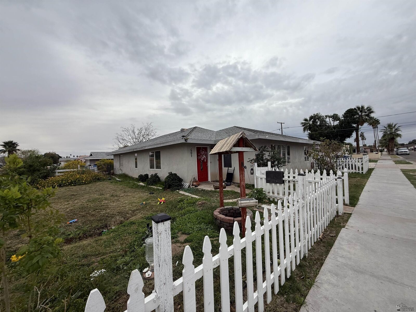 Property Photo: 605 W 20 St AZ 85364