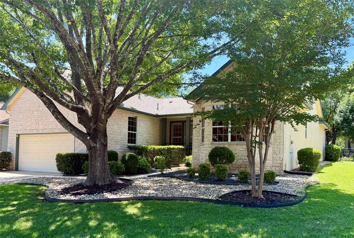 Property Photo:  120 Mountain Laurel Way  TX 78633 