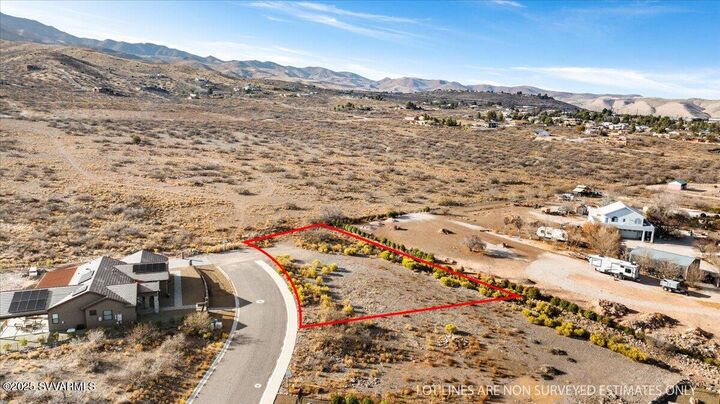 Property Photo:  820 Eagle Ridge Road  AZ 86324 