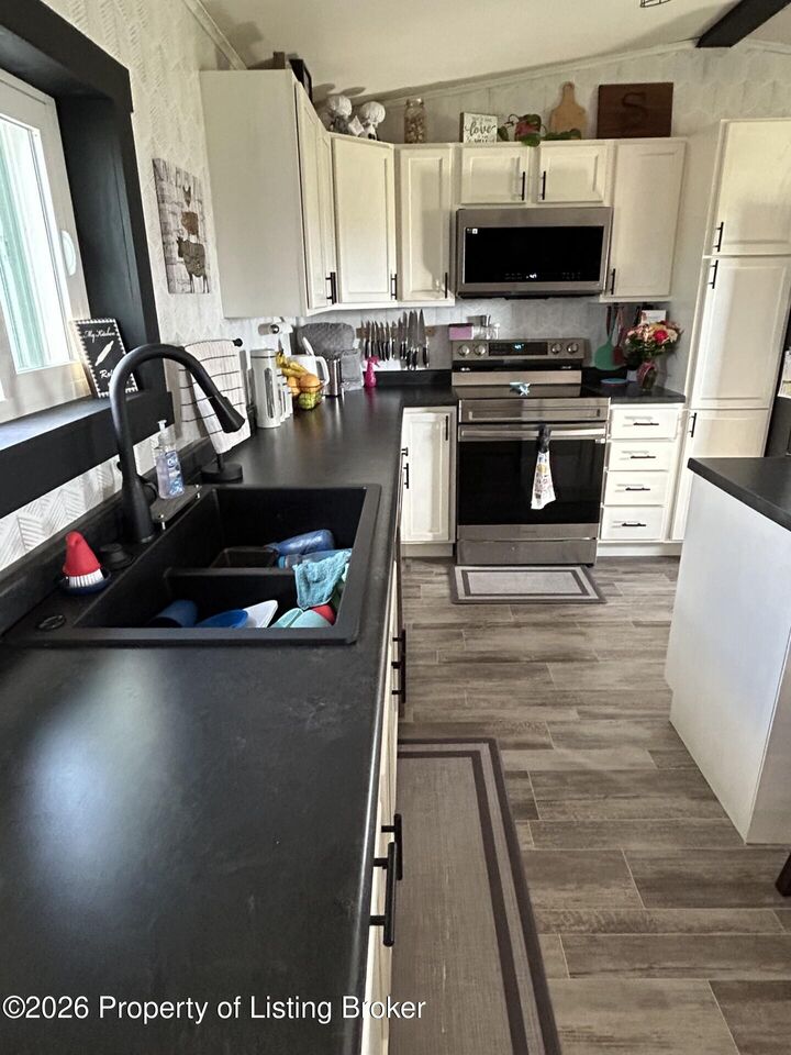 Property Photo: 14603 86th Street SW ND 58623