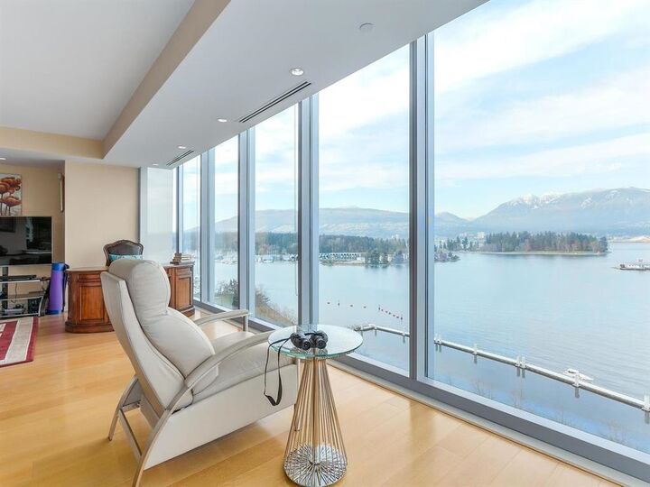 1169 W Cordova Street 1202 — photo 1