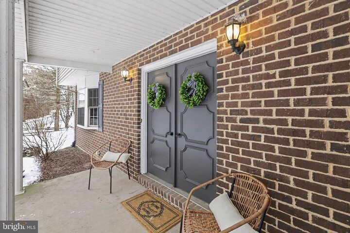 Property Photo:  1006 Sheffield Avenue  PA 17055 