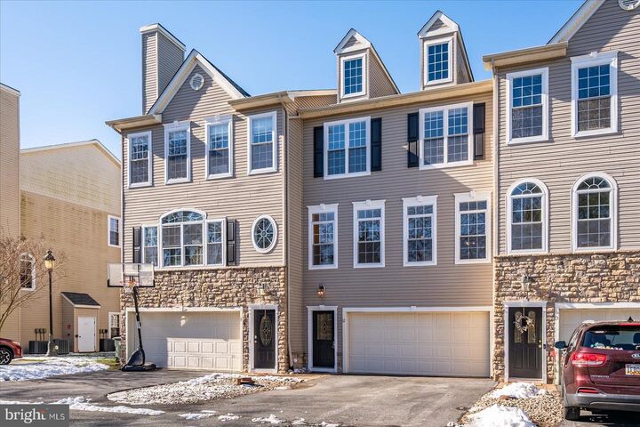 Property Photo: 400 Williams Street 12 MD 21811