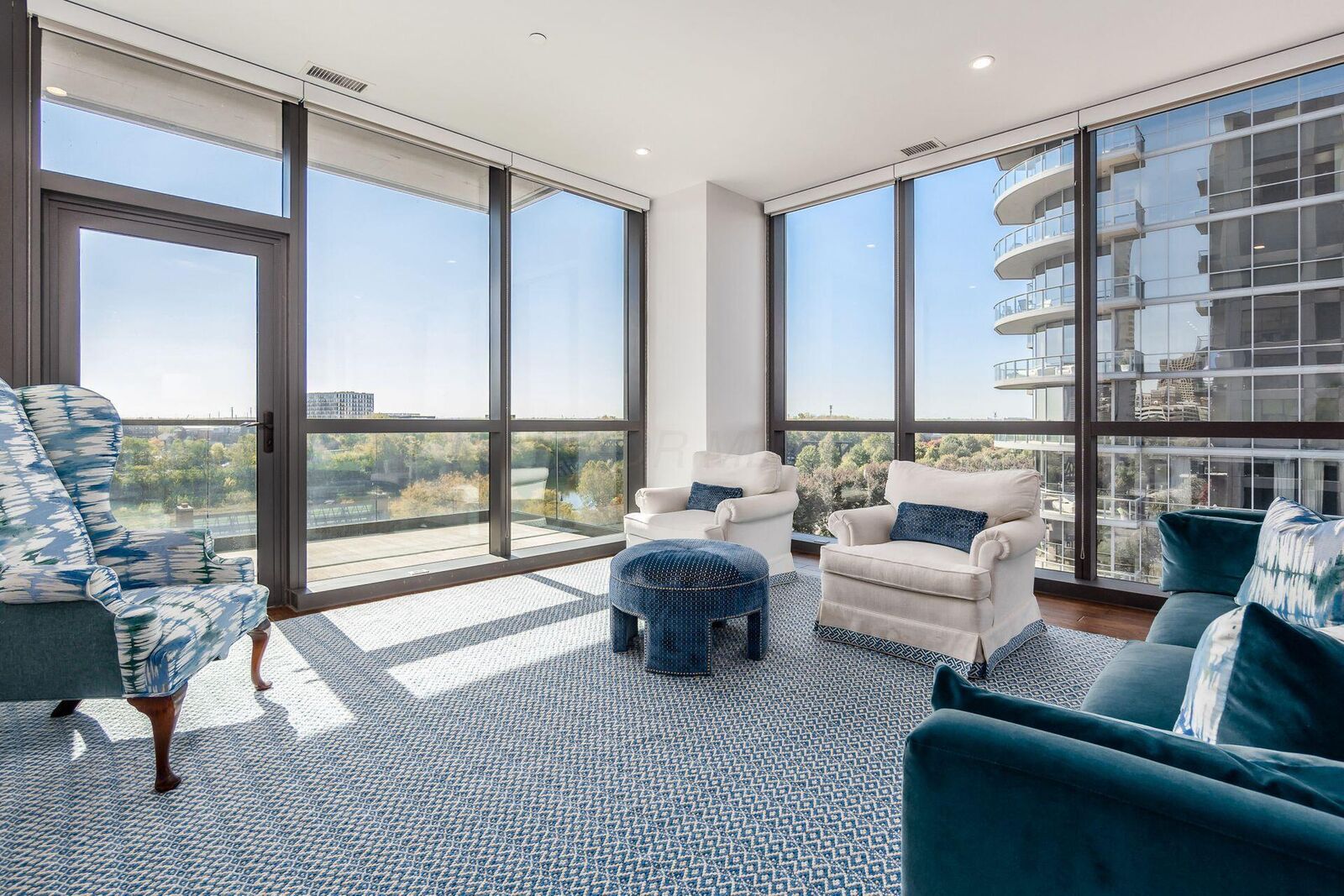 Property Photo: 250 W Spring Street OH 43215