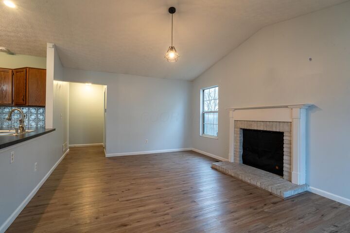 Property Photo: 3571 Frenchpark Drive OH 43231