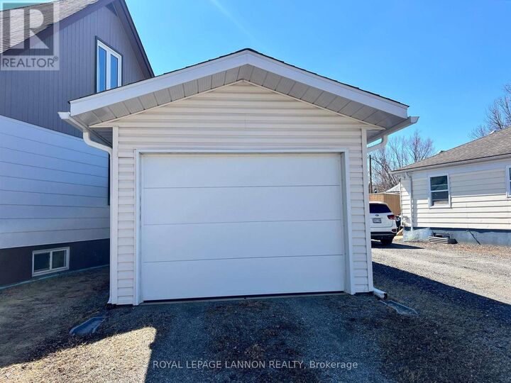 Property Photo: 13 Spruce Road ON P0T 1C0