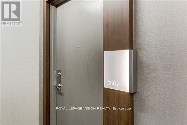 Property Photo:  21 Widmer Street 2607  ON M5V 0B8 