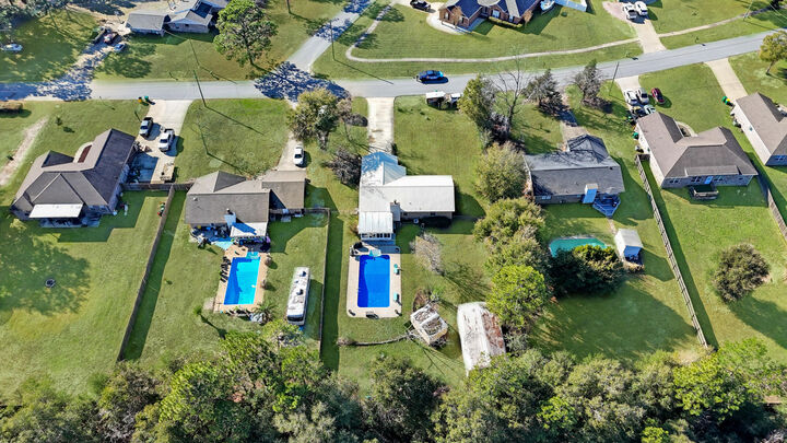 Property Photo:  5555 Galaxy Drive  FL 32539 