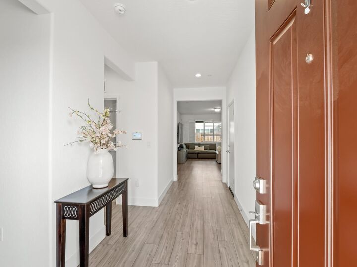 Property Photo: 551 Talus Way S CA 93636