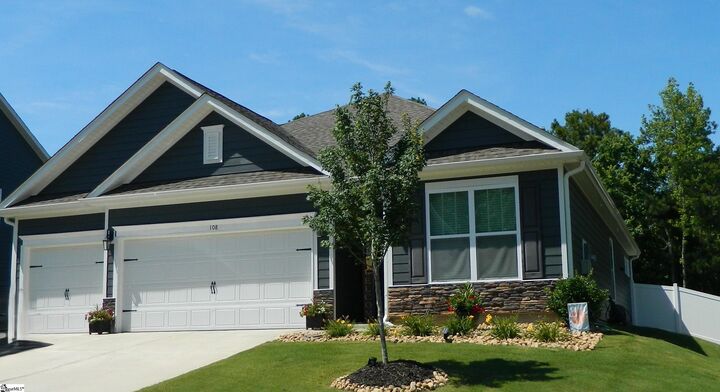 Property Photo: 108 Gretta Trail SC 29670