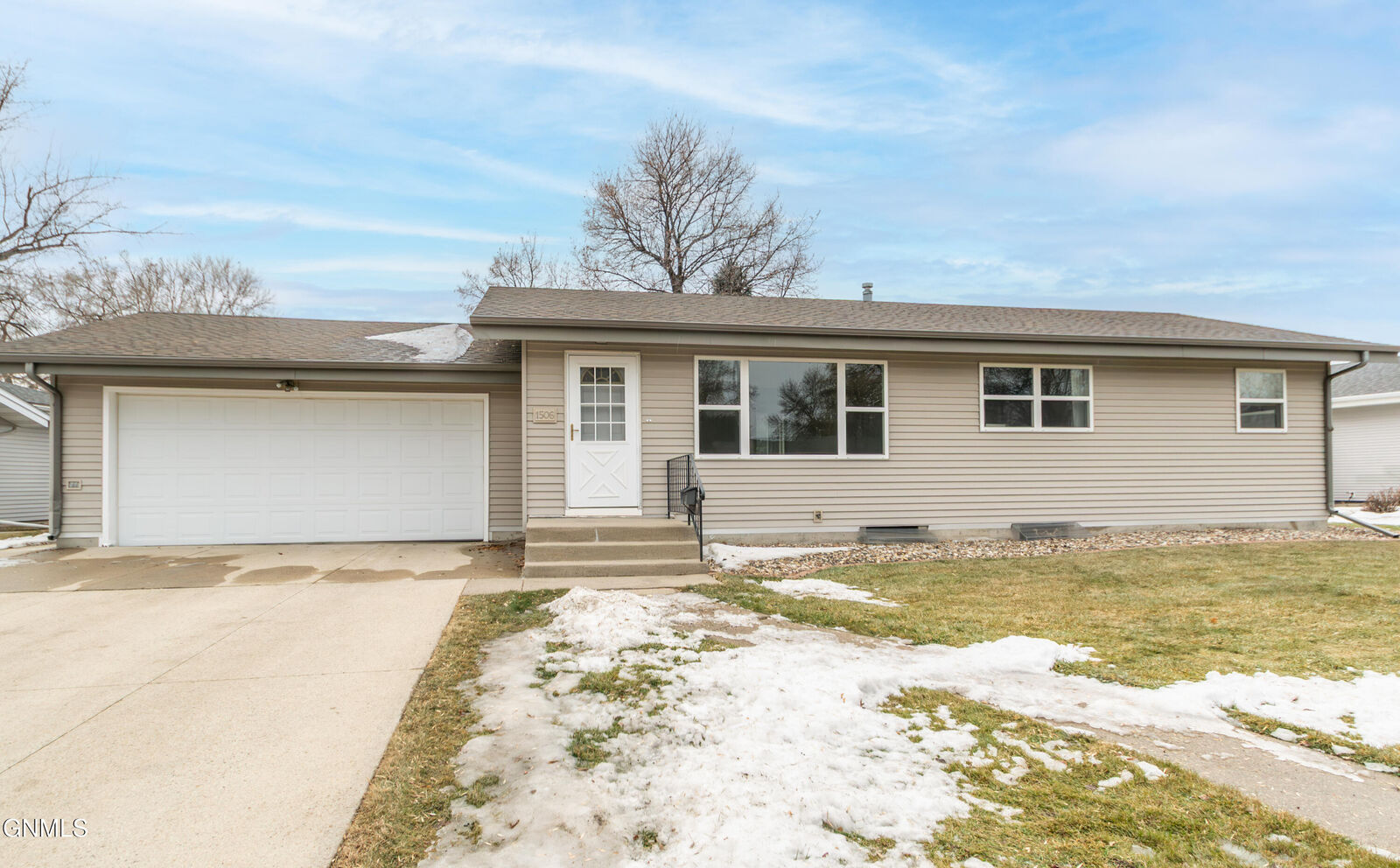 Property Photo:  1506 3rd Street S  ND 58504 