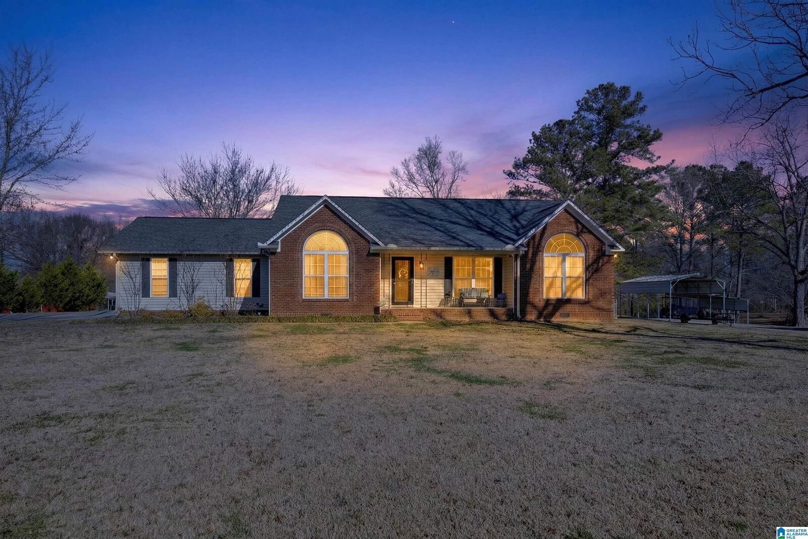 Property Photo:  5618 Sunset Drive  AL 35903 