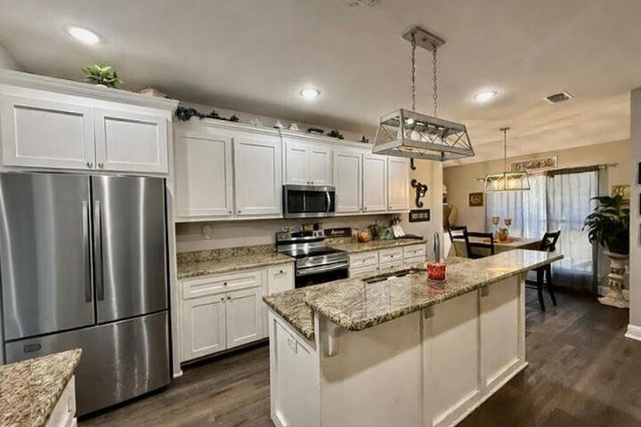 Property Photo:  102 Smith St.  MS 39465 