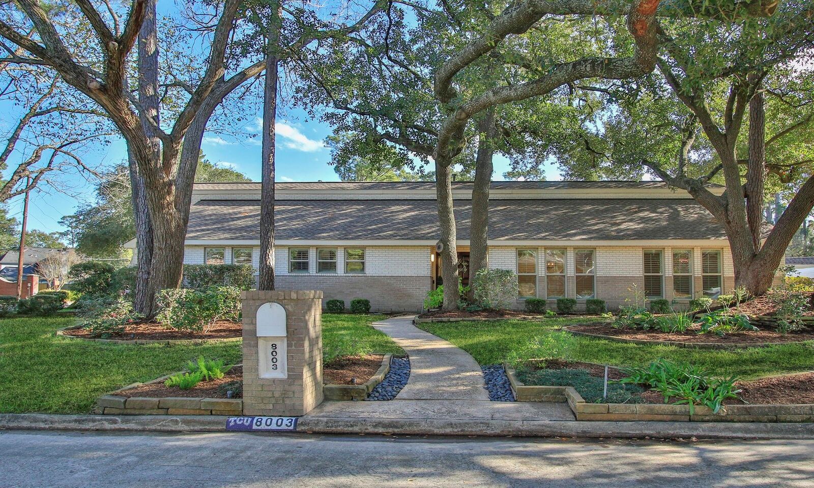 Property Photo: 8003 White Marsh Court TX 77379