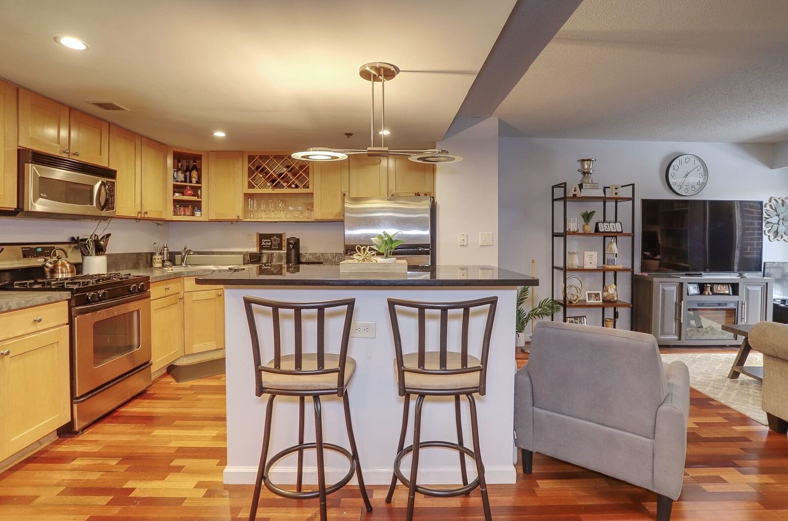 Property Photo: 700 1st St 4L NJ 07030