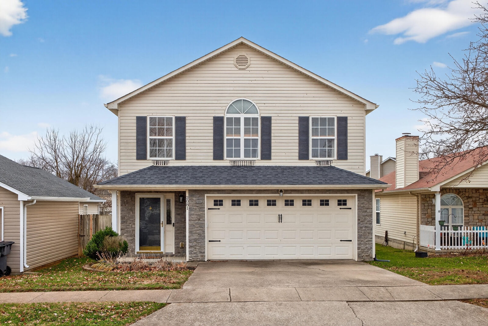 Property Photo:  2081 Call Drive  KY 40505 