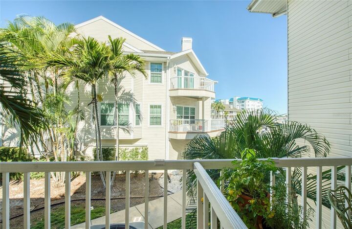 Property Photo:  9211 Captiva Circle  FL 33706 