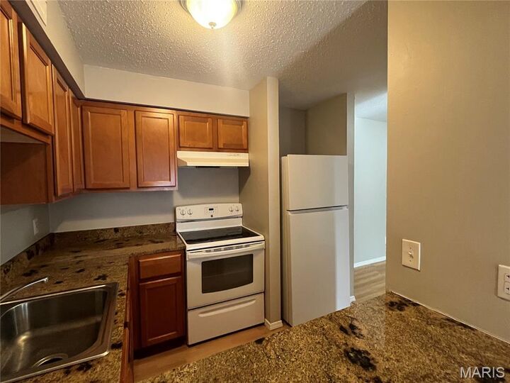 Property Photo: 2553 Brush Court C MO 63125