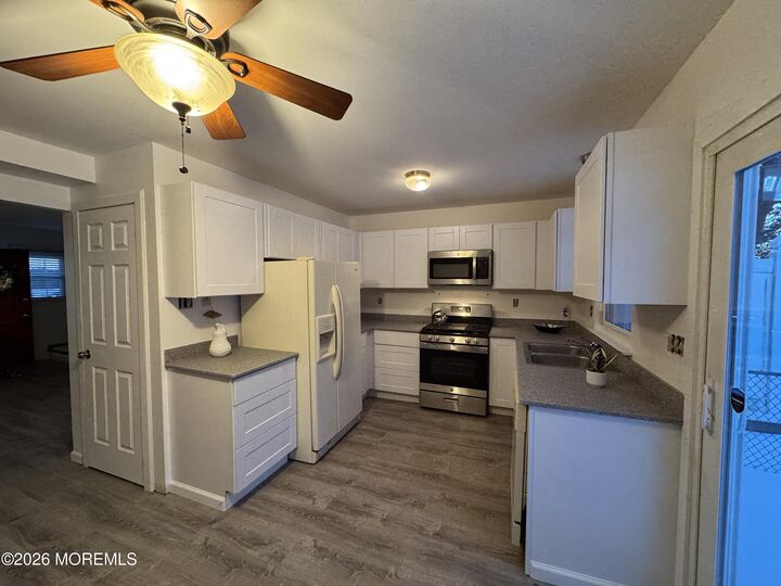 Property Photo:  15 Saylors Pond Road  NJ 08562 