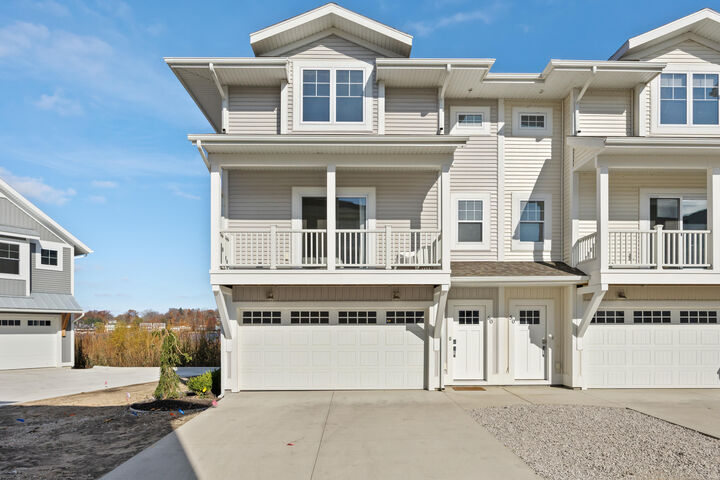 Property Photo:  60 Swing Bridge Lane  MI 49406 