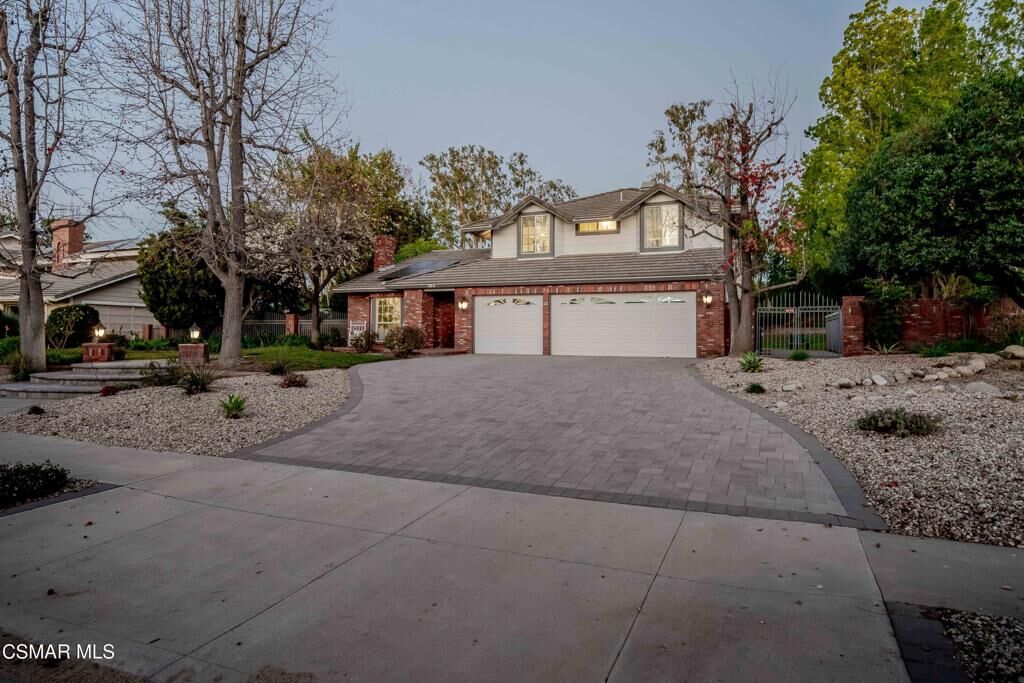 Property Photo:  454 Longbranch Road  CA 93065 