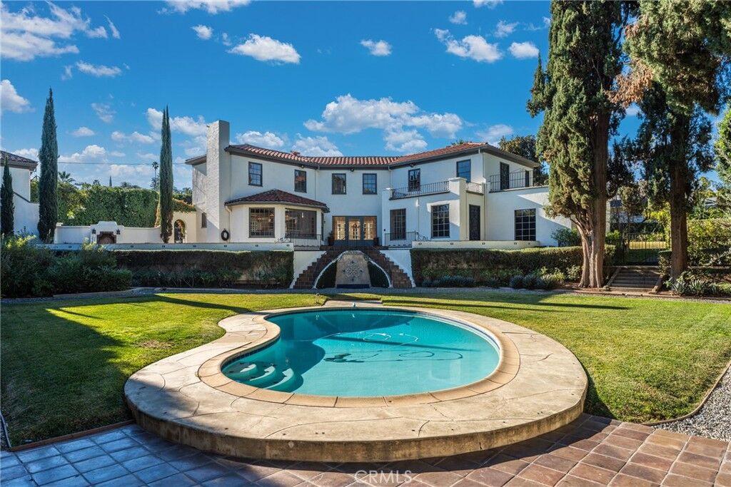 Property Photo: 1205 W Highland Avenue CA 92373