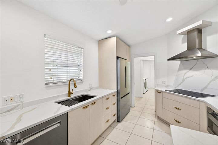 Property Photo:  7114 Marconi Court  FL 34114 