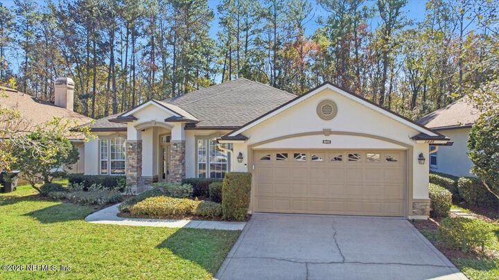 Property Photo: 1448 Barrington Circle FL 32092