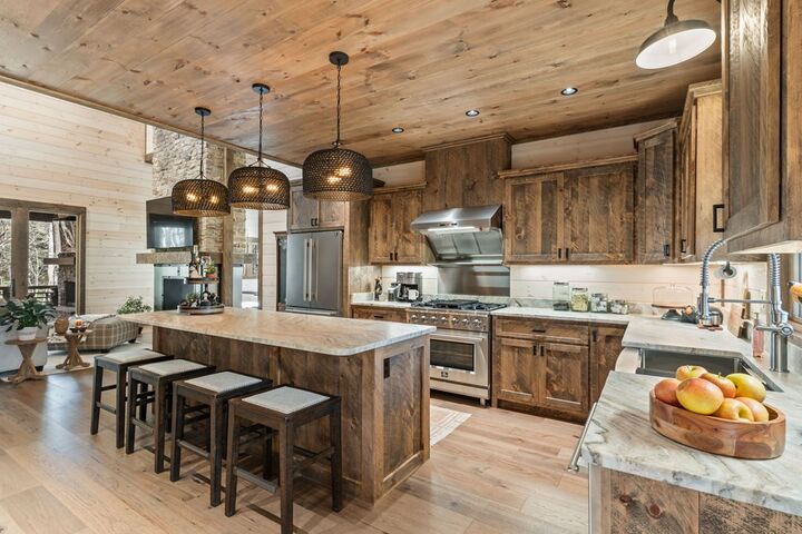 Property Photo:  2594 Hwy 2  GA 30513 