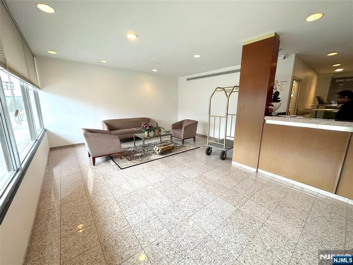 Property Photo:  2185 Lemoine 5B  NJ 07024 