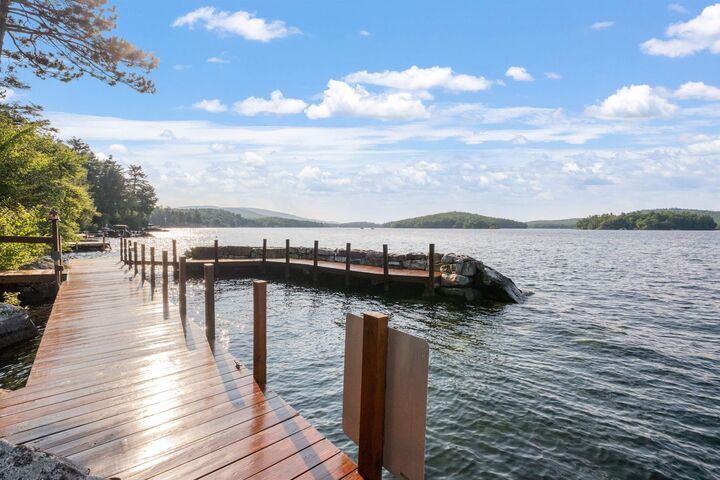Property Photo:  72 Timber Ridge Road  NH 03810 