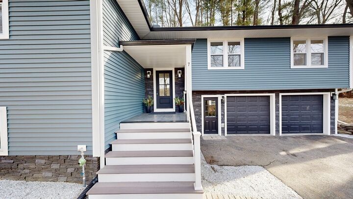 Property Photo:  7 Woodlawn Drive  MA 01566 