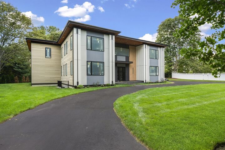 Property Photo:  197 Woburn St  MA 02420 