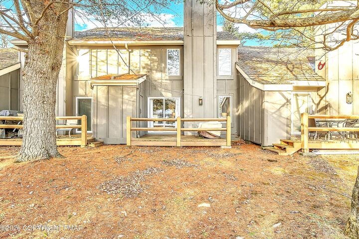 Property Photo: 188 Snow Ridge Circle PA 18624