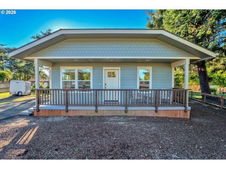 Property Photo:  87620 Parkside Dr  OR 97439 