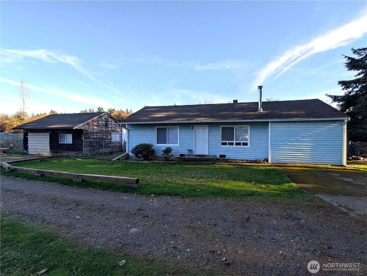 Property Photo:  3420  26th Avenue NE  WA 98506 