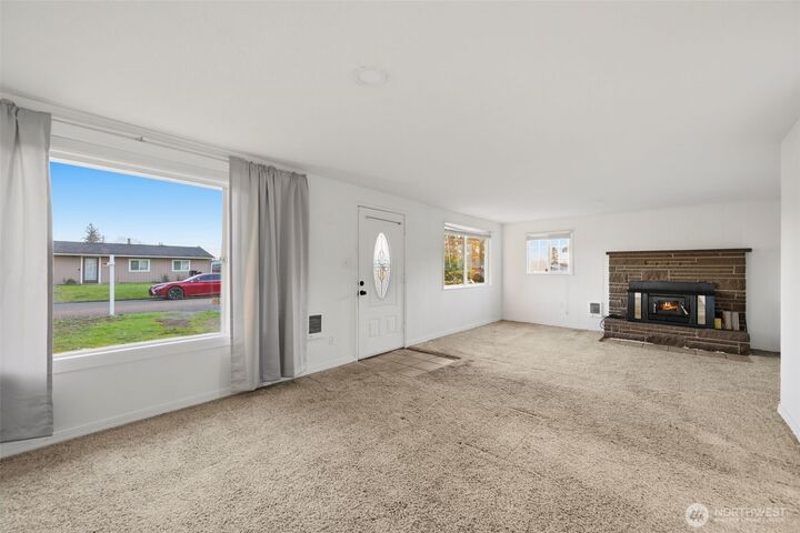 Property Photo:  4827  Diamond Boulevard SW  WA 98499 